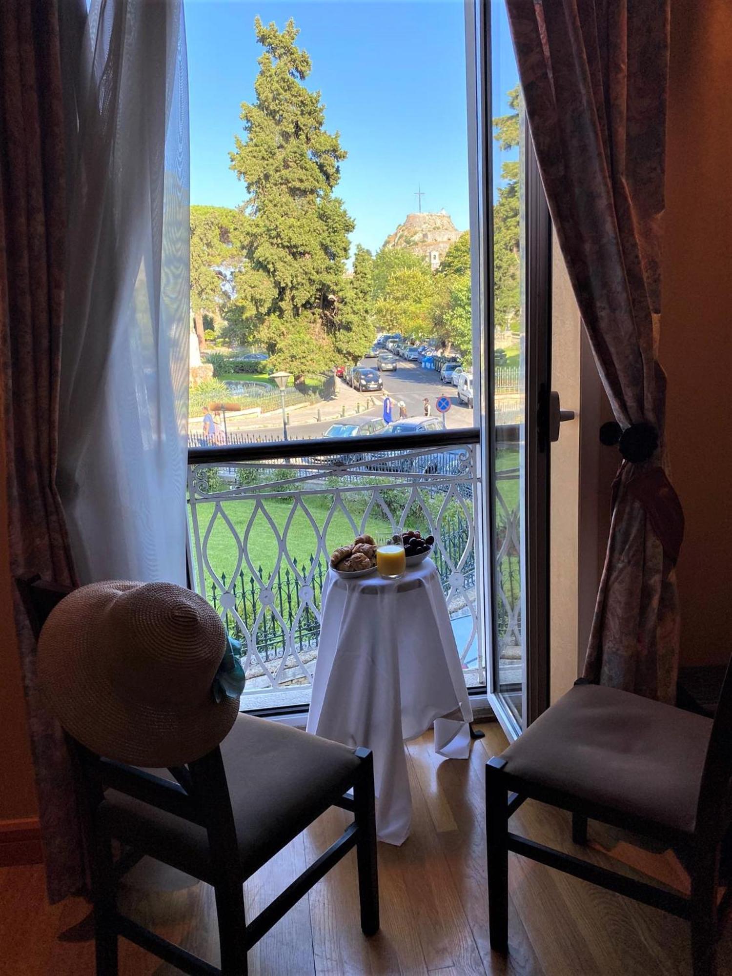 Palazzo Luxury Suite - View To Liston Square & Old Fortress Of Corfu Old Town Dış mekan fotoğraf